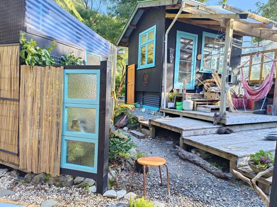 Gumboot Paradise Eco Stay Barrytown Exterior foto