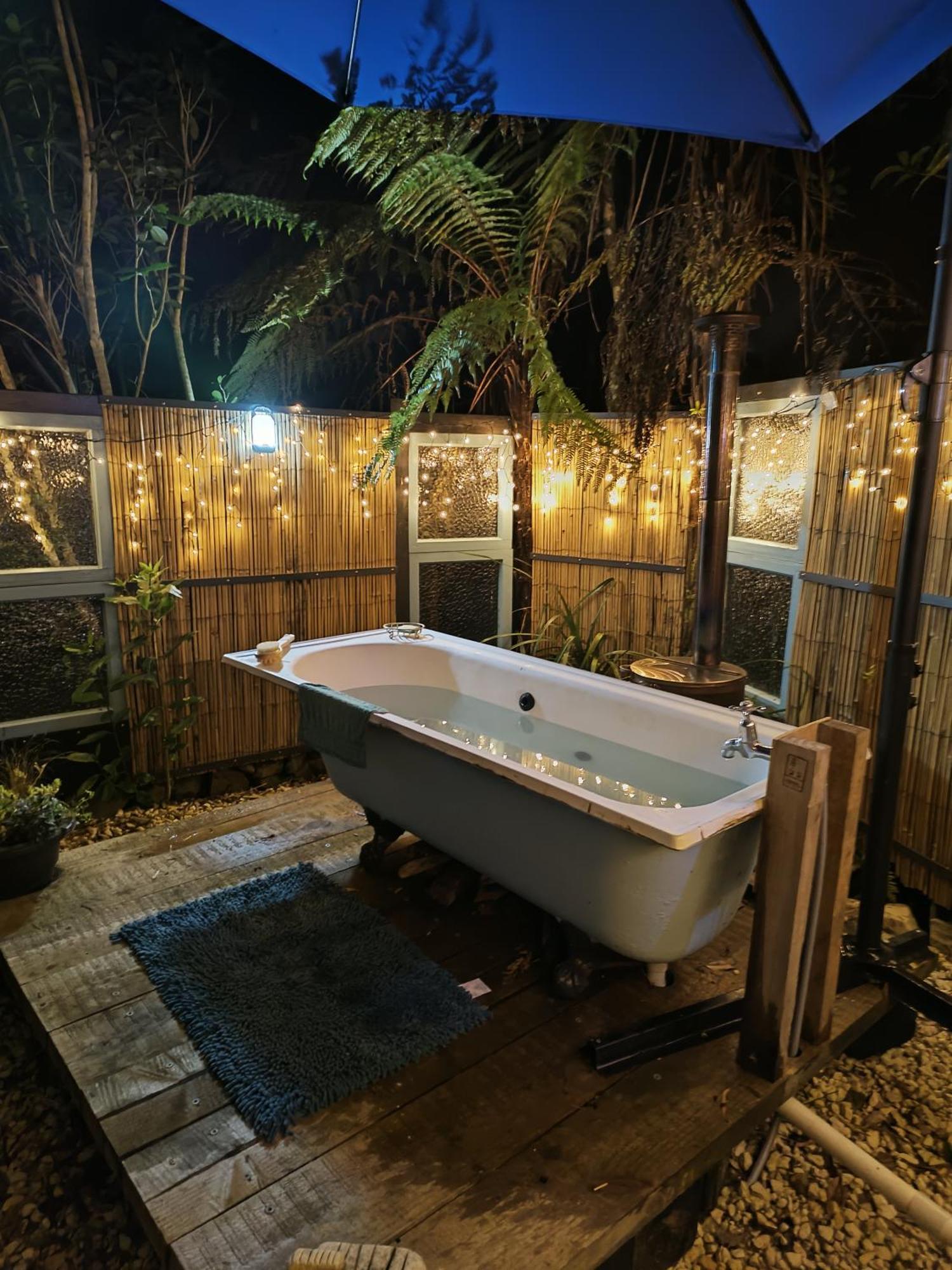 Gumboot Paradise Eco Stay Barrytown Exterior foto